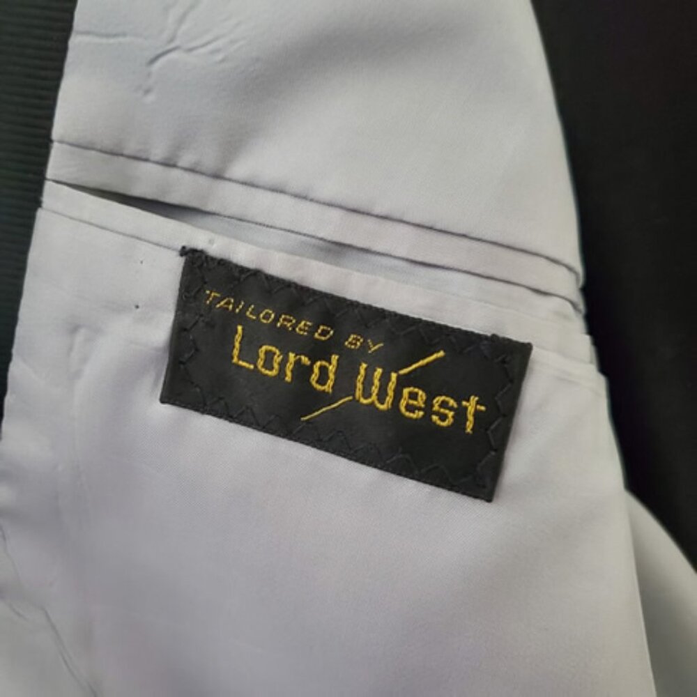 Vintage Lord West Black Tuxedo 2-Piece Men's Shawl Lapel Size 43 - Picture 8 of 10